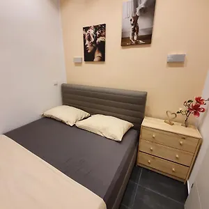 Frisch Renovierte Mit Einer Klimaanlage - Design Favoritenstraße 147 Apartment