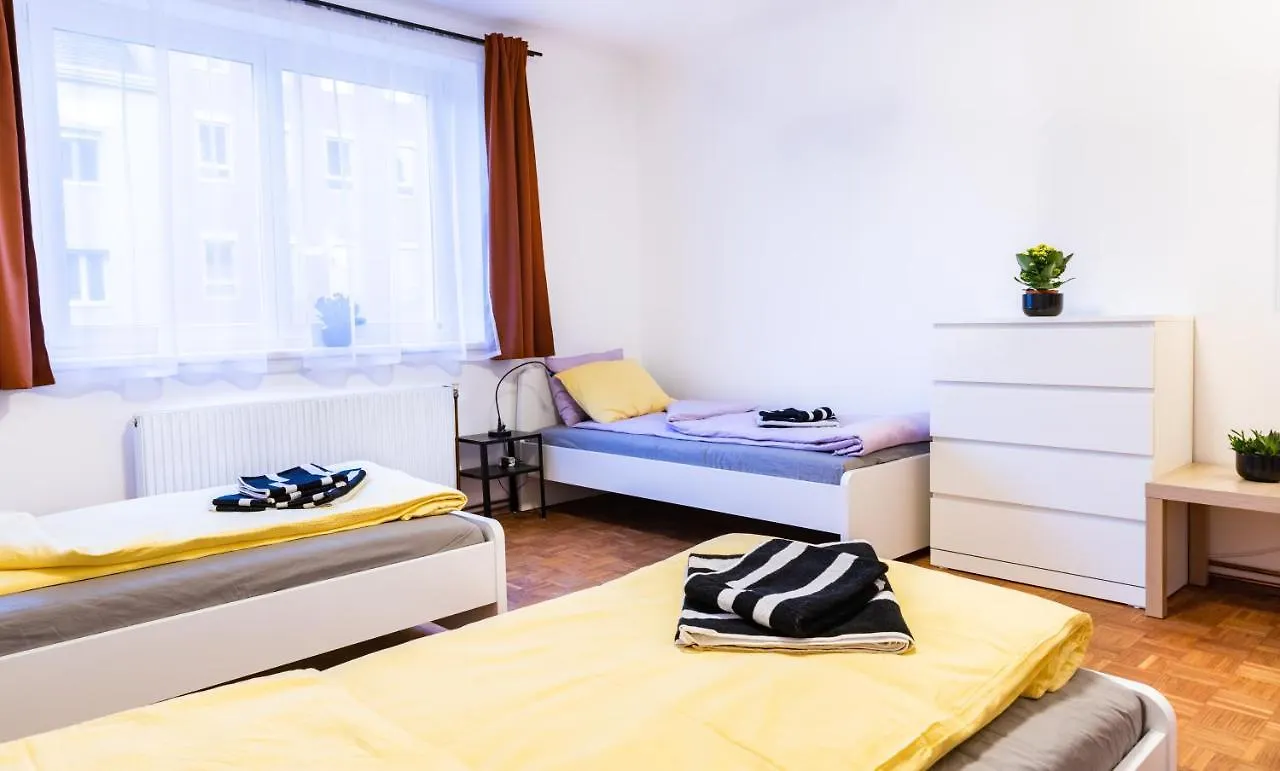 Pal'S Favoriten Apartment Vienna 0*,  Austria