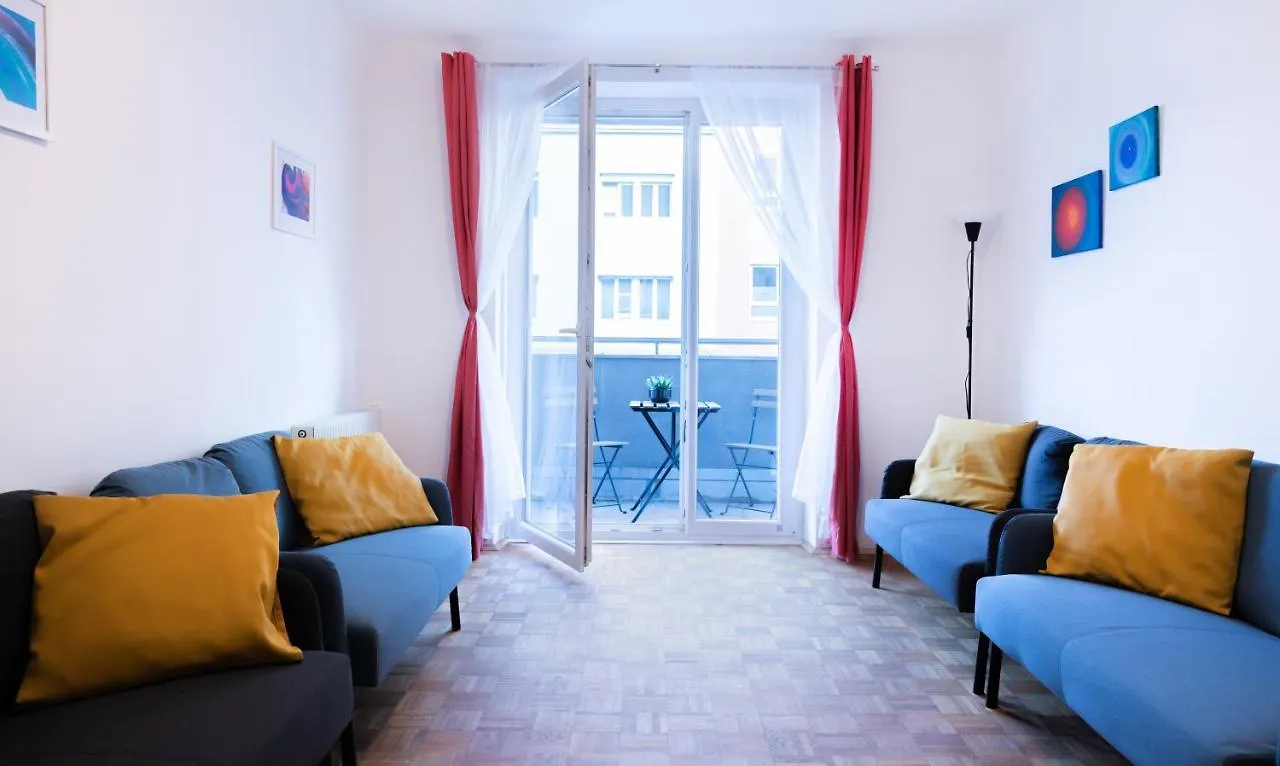 Pal'S Favoriten Apartment Viena Hostal